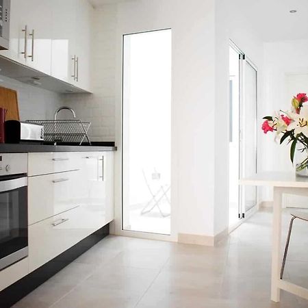 فيلا New Townhouse In The Heart Of Nerja With Jacuzzi المظهر الخارجي الصورة