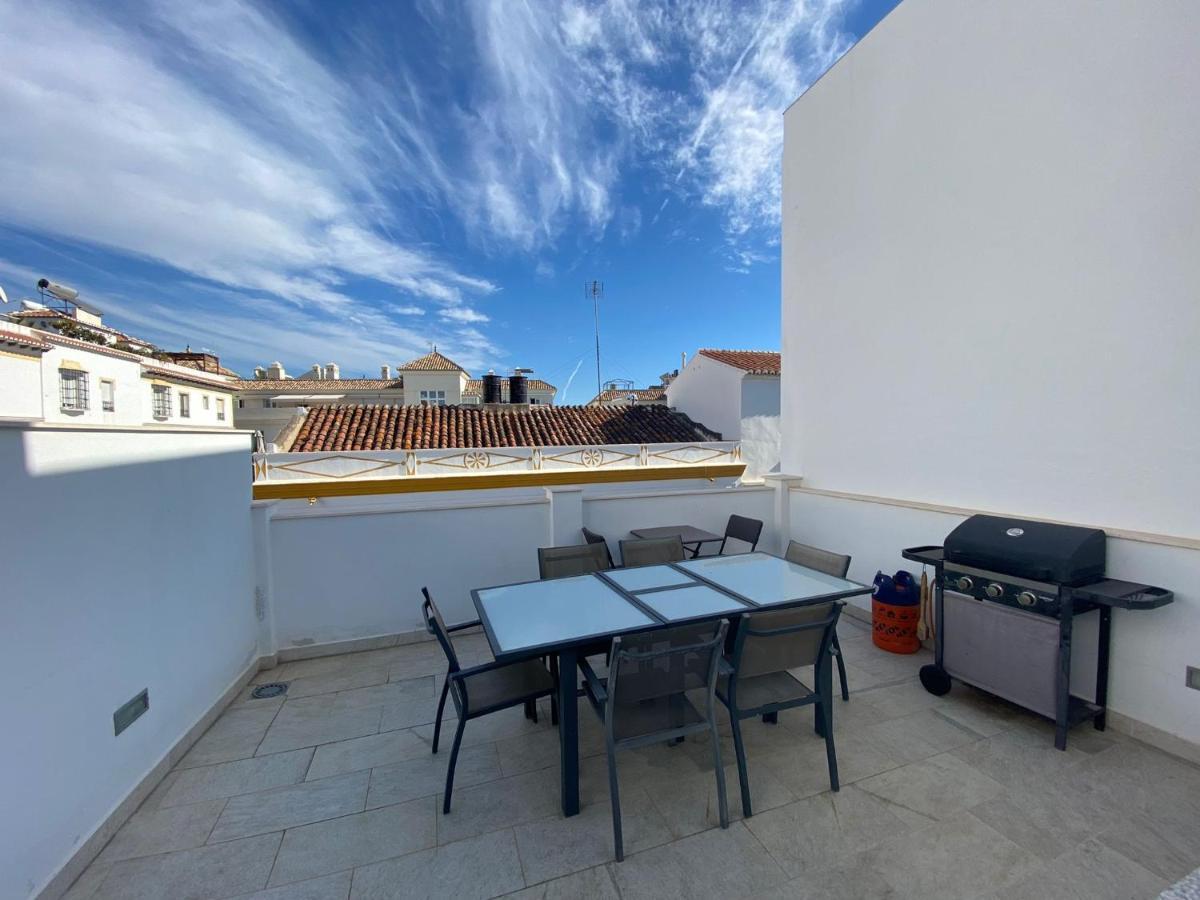 فيلا New Townhouse In The Heart Of Nerja With Jacuzzi المظهر الخارجي الصورة